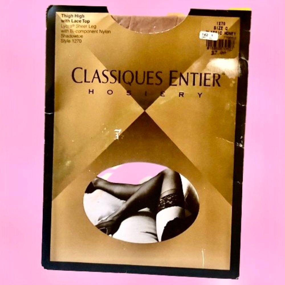 Classiques Entier Hosiery Thigh High with Lace Top Nylons CLASSIC HONEY Size C